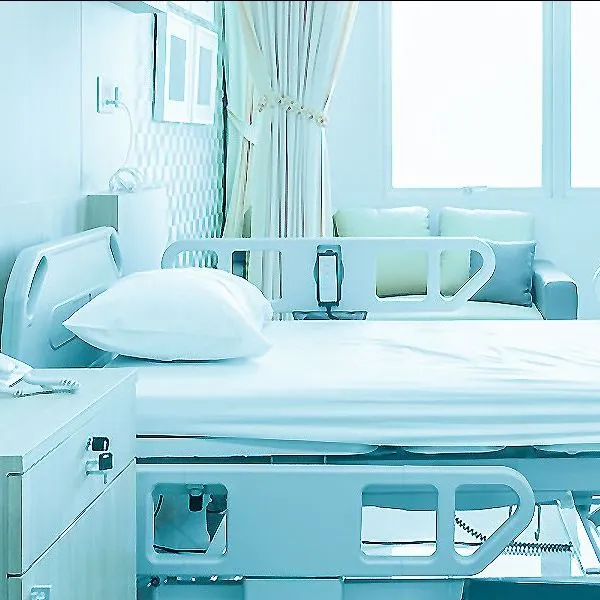 Hospitales y clínicas